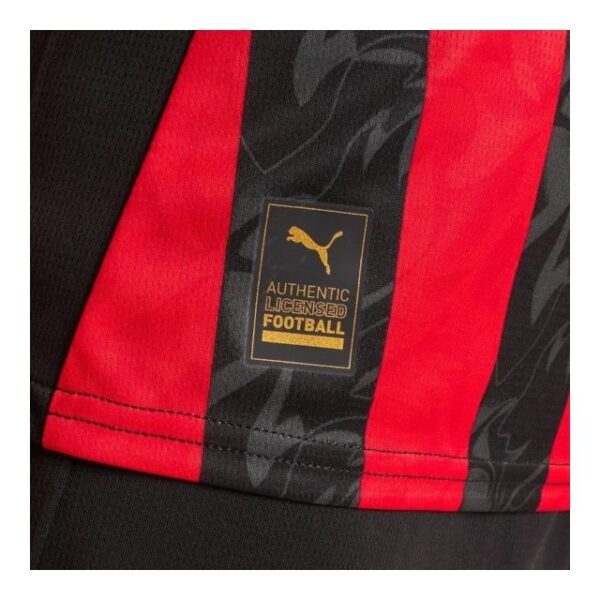 camisa ac milan i manga longa torcedor puma masculina preta e vermelha com detalhes em cinza
